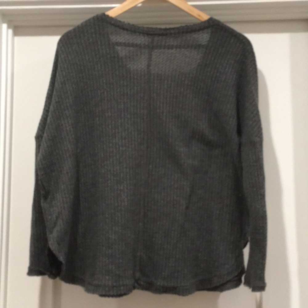 Gray sweater - Picture 2 of 2